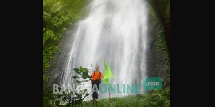 Wisata Air Terjun Coban Unut, salah satu obyek wisata rintisan BKPH Pace. foto: INTAN/ BANGSAONLINE