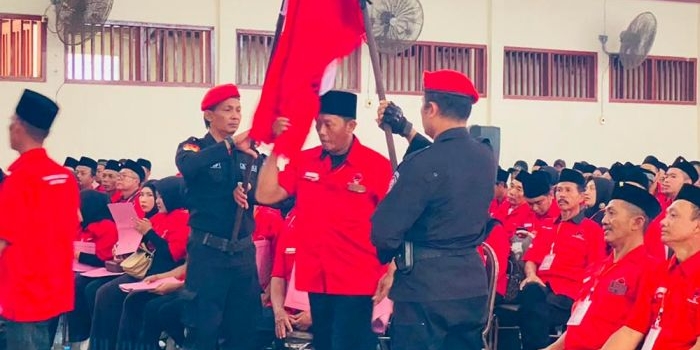 Prosesi pelantikan PAC PDIP di Kabupaten Tuban yang dilaksanakan secara serempak.