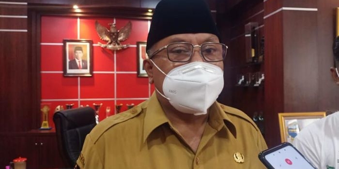 Wali Kota Blitar, Santoso.