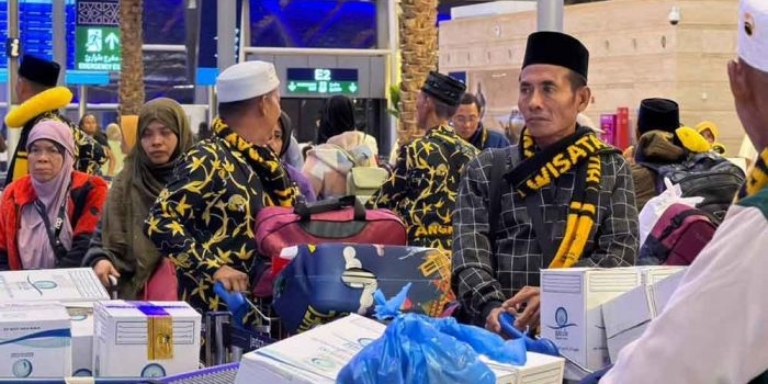 kemenhaj-kawal-pemulangan-jamaah-umrah-yang-tertahan-di-arab-saudi-dampak-perang-timur-tengah