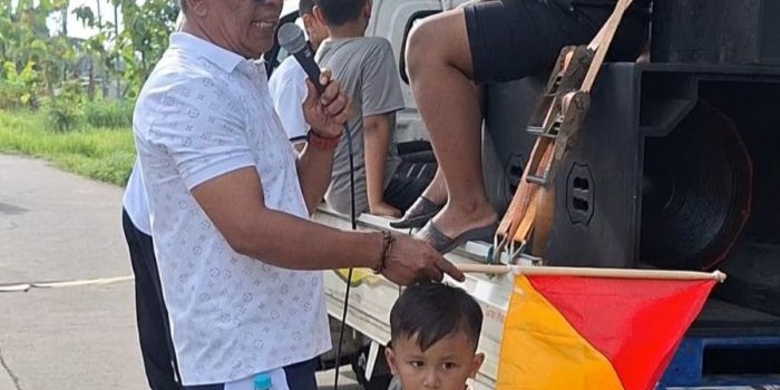 ribuan-warga-desa-sawo-mojokerto-ramaikan-jalan-sehat-hari-pahlawan-hadiah-mewah-jadi-daya-tarik