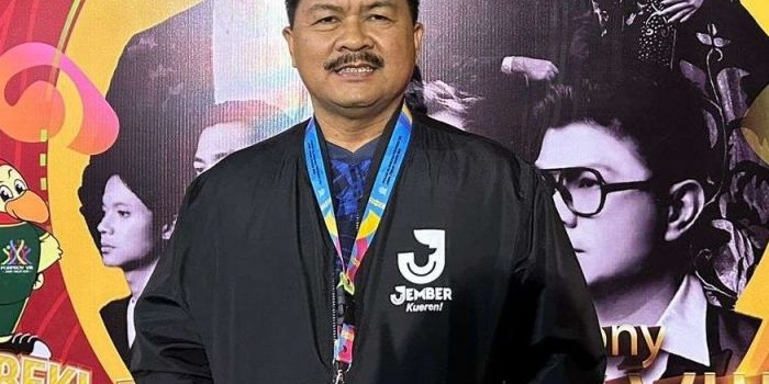 dukung-atlet-dan-pariwisata-pantai-kadispora-jember-salurkan-100-pelampung-untuk-psoi