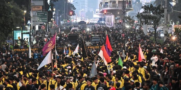 Aksi demonstrasi mahasiswa Bundaran HI. (dok. Antara)