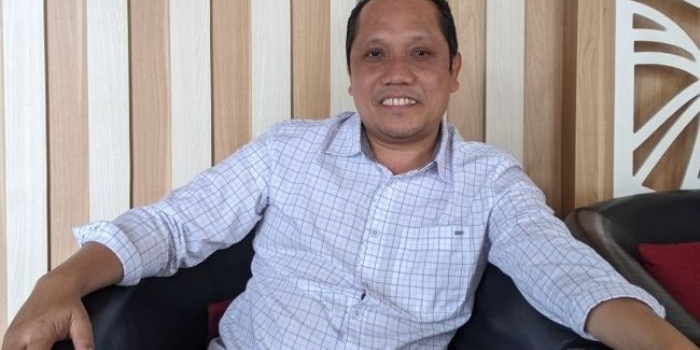 wakil-ketua-dprd-kota-batu-soroti-lapak-pkl-di-alun-alun-jalan-umum-berubah-jadi-pasar