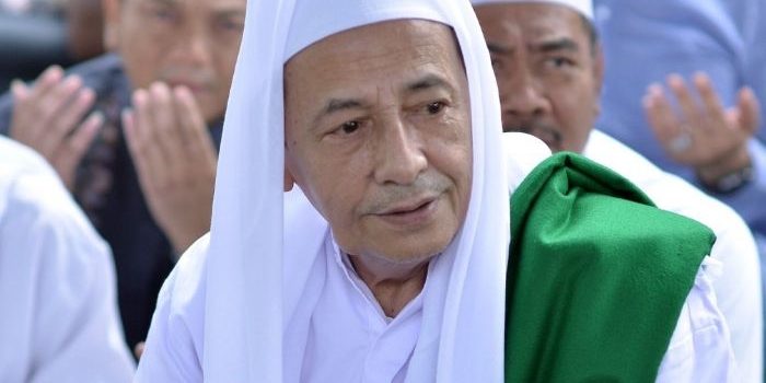 Habib Luthfi Bin Yahya. Foto: Pemkab Bekasi