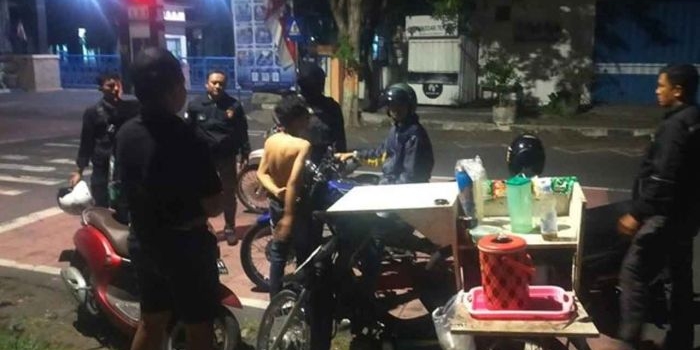polisi-perkuat-patroli-malam-hari-setelah-4-motor-mahasiswa-hilang-di-lumajang