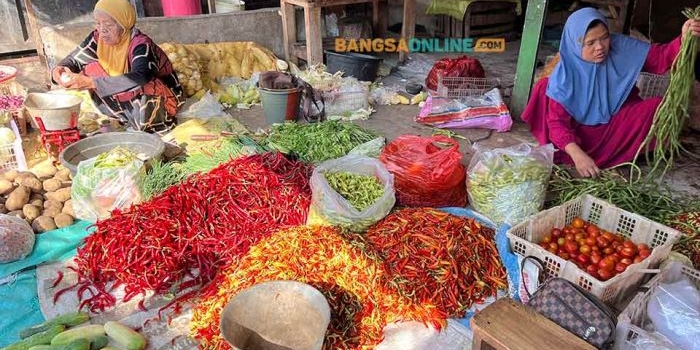 harga-pangan-jabar-hari-ini-rawit-merah-dan-hijau-meroket-cabai-besar-merosot