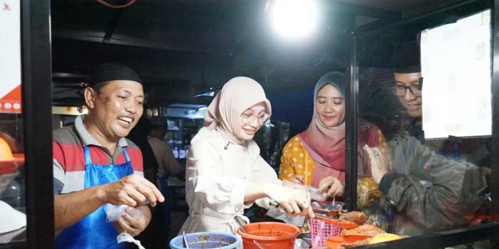 wali-kota-kediri-resmikan-sentra-kuliner-pasar-banjaran
