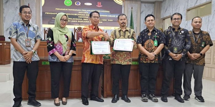 ylbh-ft-kembali-emban-amanah-kelola-posbakum-pn-gresik-tahun-2026