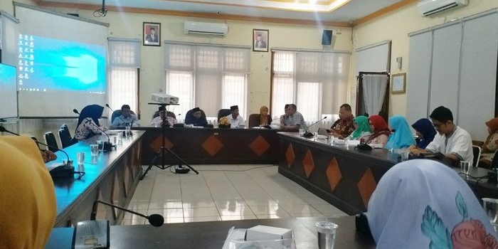 Rapat antara Komisi D DPRD Kabupaten Bangkalan dengan rumah sakit swasta di ruang Banggar, Jum