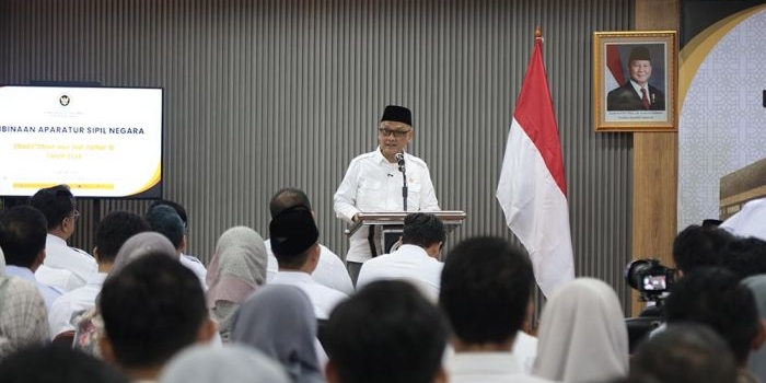 menteri-haji-tegaskan-integritas-asn-tak-boleh-ada-kecurangan-satu-rupiah-pun