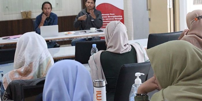 Diskusi dan media briefing dengan tema "Partisipasi Publik dalam Pencegahan Kasus Pernikahan Dini di Kabupaten Bojonegoro" yang digelar Bojonegoro Institute (BI) bersama IDEA melalui Program SPEAK. Acara ini mendapat dukungan dari Uni Eropa dan Hivos.