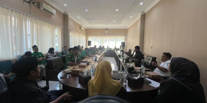 Audiensi DPRD Kota Probolinggo dengan GP Ansor terkait polemik pemotongan honor guru ngaji