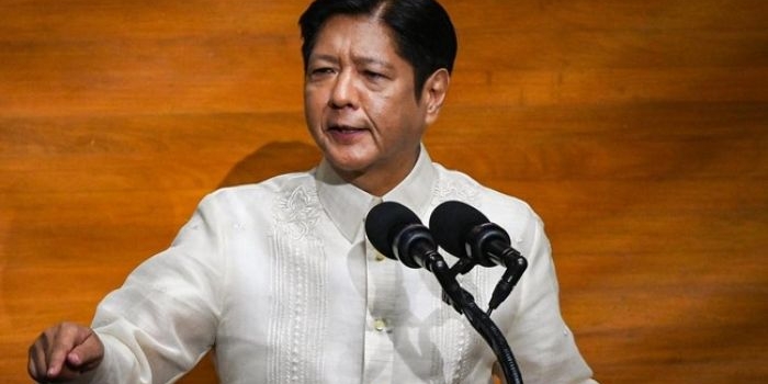 gila-presiden-filipina-minta-30-menterinya-mundur