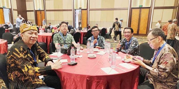 apindo-malang-raih-penghargaan-sebagai-dpk-teraktif-di-rakerkonprov-2025