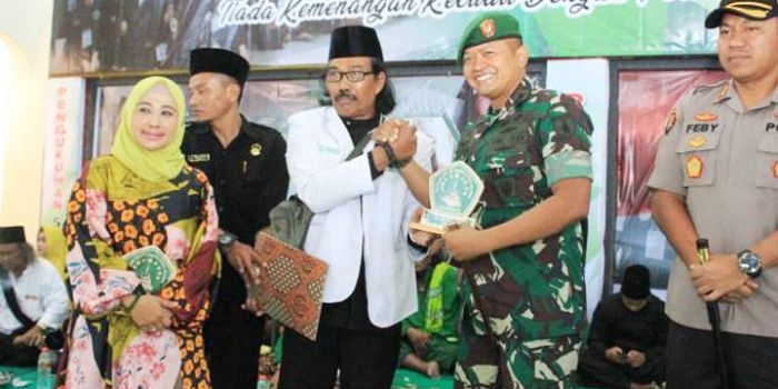Acara pengukuhan dihadiri oleh Wabup Kartika Hidayati, Dandim 0812/Lamongan, dan Kapolres Lamongan.