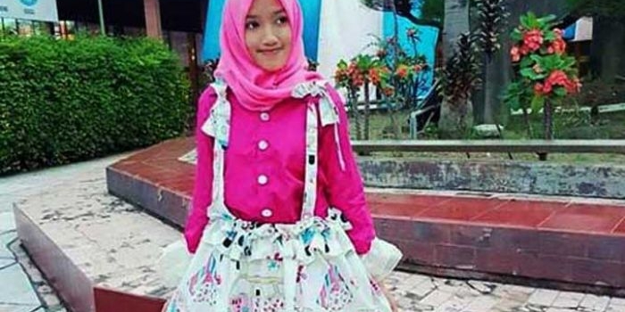 Naila, bajunya lucu.... foto: istimewa