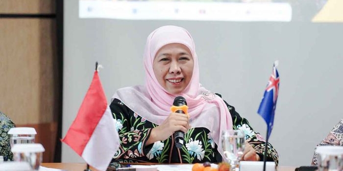  Gubernur Jatim periode 2019-2024, Khofifah Indar Parawansa, saat menghadiri launching proyek penelitian di Universitas Trunojoyo Madura.