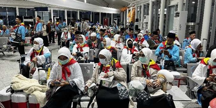 35-kloter-jemaah-haji-indonesia-tiba-di-madinah-ribuan-lansia-jadi-perhatian-khusus