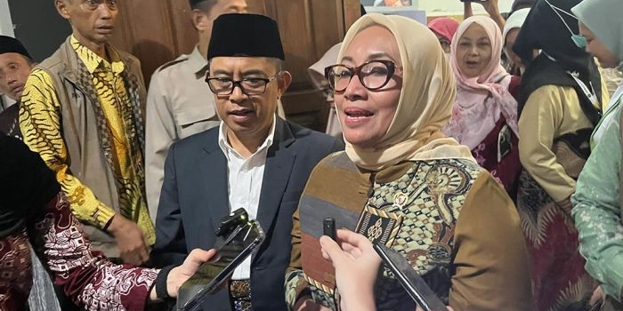 Pesan Menteri PPPA RI kepada Petugas Haji: Lebih Sabar dan Telaten Melayani Jamaah Lansia