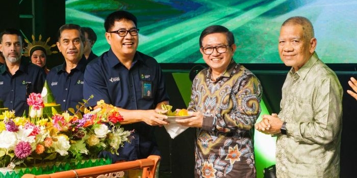 daconi-khotob-53-tahun-petrokimia-gresik-bertumbuh-dan-berinovasi-untuk-pertanian