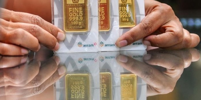 mulai-merosot-harga-emas-antam-05-gram-hari-ini-rp985-500