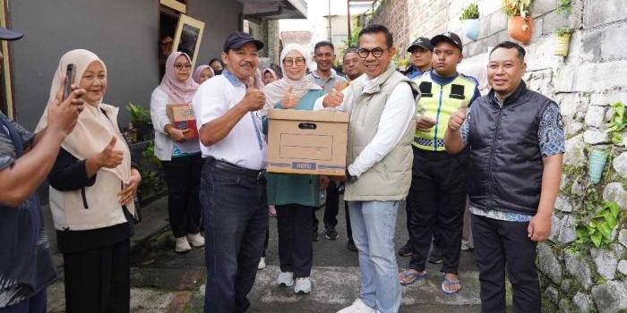 wali-kota-batu-hadiri-psn-di-kelurahan-sisir-upaya-pemkot-kendalikan-dbd