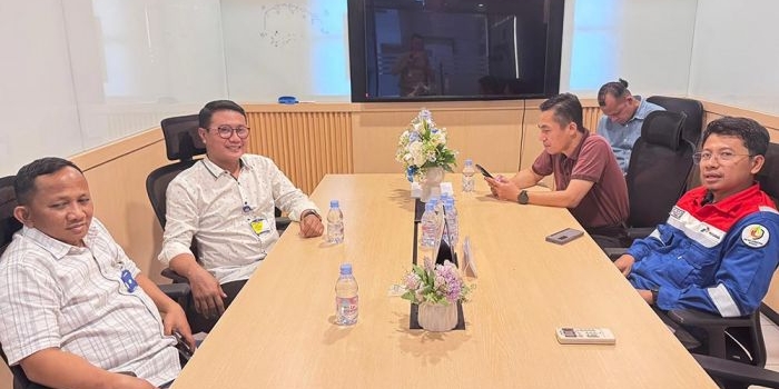 pertamina-pecat-2-sopir-tangki-di-tuban-atas-dugaan-pencurian-ketua-komisi-ii-bantah-tuduhan