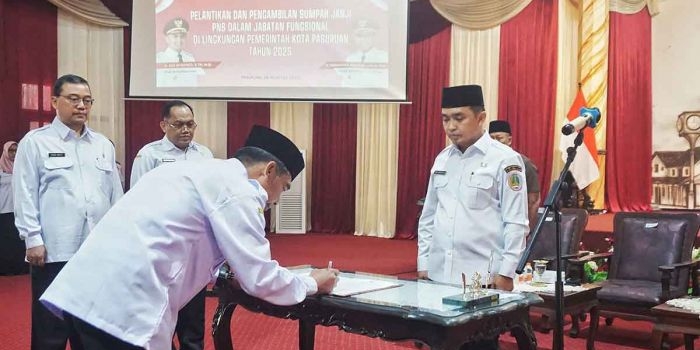 lantik-106-pns-fungsional-wali-kota-pasuruan-dorong-asn-jadi-pelayan-publik