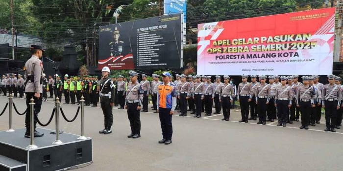 Apel gelar pasukan Operasi Zebra Semeru 2025 di Kota Malang.
