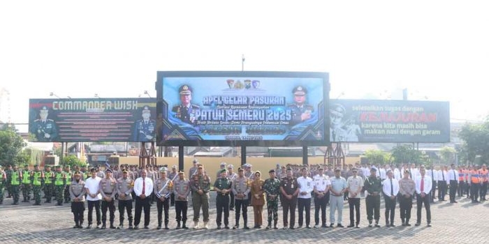 polresta-sidoarjo-fokus-tertib-lalu-lintas-dan-keselamatan-di-operasi-patuh-semeru-2025