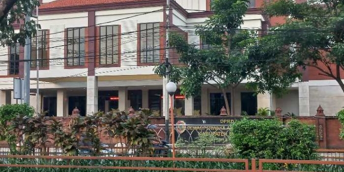 dukung-100-hari-kerja-barra-rizal-dprd-sepakati-4-raperda-usulan-bupati-mojokerto