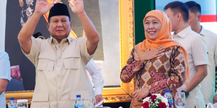 Dewan pengarah TKN, Khofifah Indar Parawansa bersama Prabowo Subianto