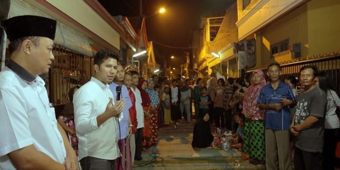 Emil Elestianto Dardak menghadiri undangan sahur bareng warga Wiyung Kota Surabaya, Kamis (24/5).