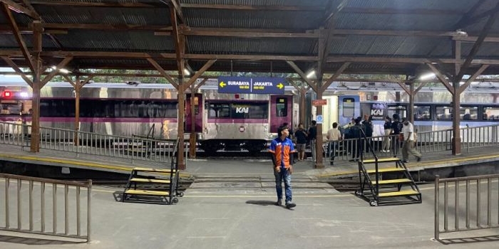 sambut-cuti-bersama-ka-anjasmoro-tambahan-bakal-berhenti-di-stasiun-bojonegoro-15-18-agustus-2025