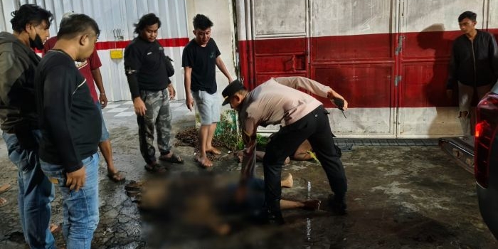 kepergok-curi-motor-satu-dari-2-maling-di-kebomas-gresik-tewas-dihajar-massa