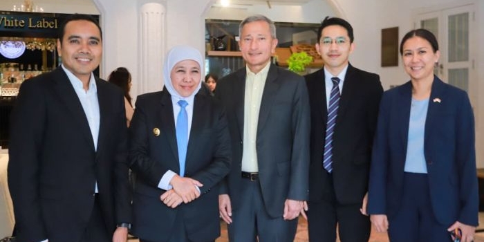 gubernur-khofifah-bertemu-menlu-singapura-bahas-beragam-kerja-sama-strategis-dan-penguatan