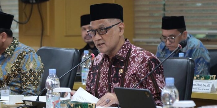 raker-dengan-komite-iii-dpd-ri-menhaj-paparkan-progres-persiapan-haji-dan-pelunasan-bipih