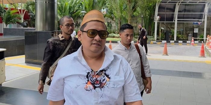 dalami-mekanisme-pita-cukai-jubir-kpk-pemeriksaan-haji-her-bukan-akhir