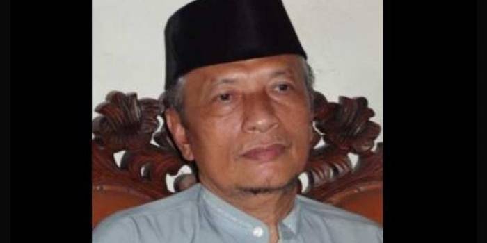 KH Abdurrahman Utsman.