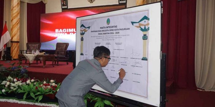 kota-pasuruan-perkuat-komitmen-antikorupsi-lewat-sosialisasi-dan-pakta-integritas-dprd