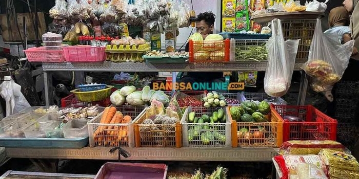 tiga-komoditas-pangan-di-surabaya-hari-ini-naik-simak-update-terbaru-per-15-februari-2026