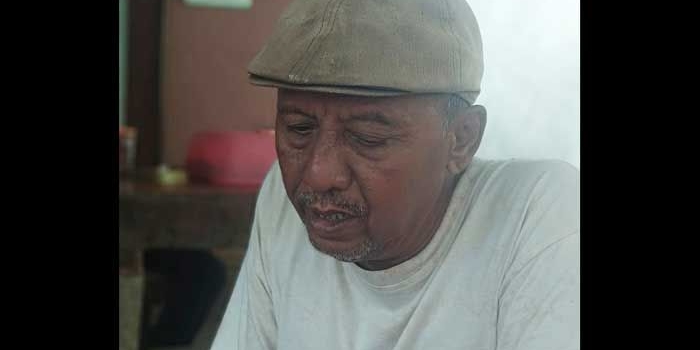 Hadi Purnomo, salah seorang petani di Pacitan. foto: Yuniardi Sutondo/ bangsaonline.com