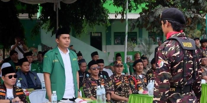 Ketua PW GP Ansor Jatim, Musaffa Safril, hadir sebagai Inspektur Apel Banser pada pembukaan Susbalan ke-50 PC GP Ansor Kabupaten Mojokerto. Foto: Ist.