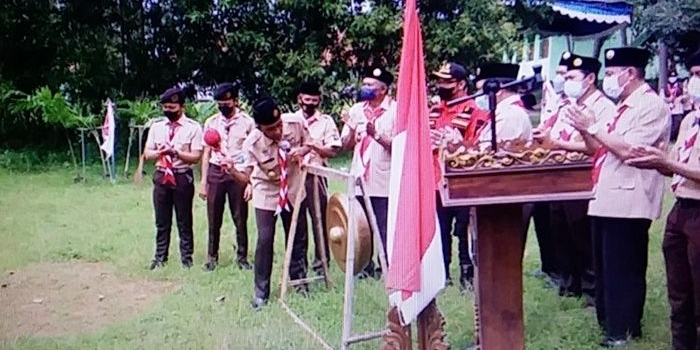 Kwarcab Sumenep gelar Smart Scout Camp 2021 di halaman utama Bumi Perkemahan SMAN 1 Batuan, Sabtu (25/12/21) kemarin.