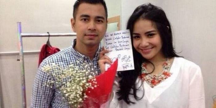 Raffi Ahmad dan Nagita Slavina. Foto: selebrity.com/okezone.com 