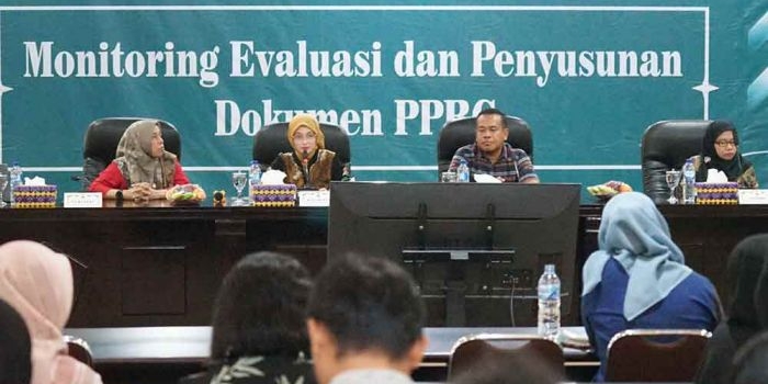 wali-kota-kediri-buka-monev-dan-penyusunan-dokumen-pprg-hadirkan-narsum-fasilitator-pug-jatim