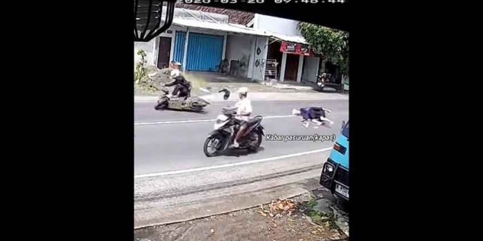 diduga-lalai-seorang-ibu-di-pasuruan-tewas-tertabrak-motor-saat-nyebrang-jalan