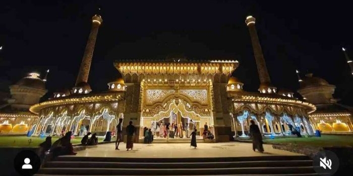 Masjid wisata religi An Nahda atau Masjid Kebangkitan Bojonegoro, Jawa Timur. Foto: Instagram bojonegoro.24