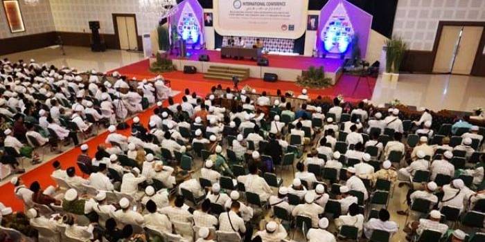 Tampak ulama dan mufti dari 40 negara hadir dalam Konferensi Internasional yang digelar Jam